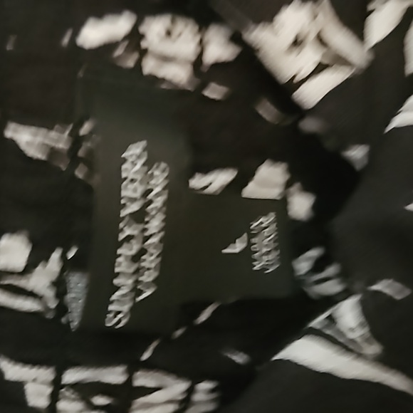 Simply Vera Vera Wang woman's size large fit and flare top - Picture 3 of 4